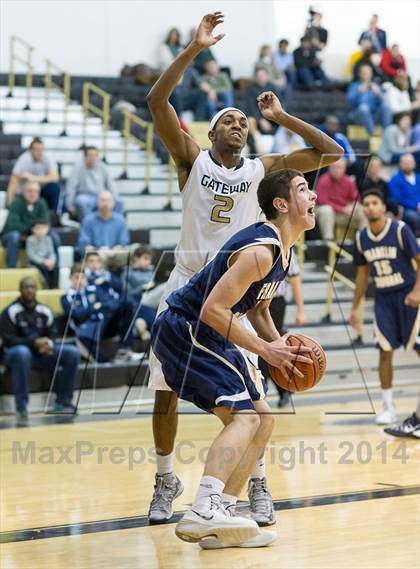 Thumbnail 3 in Franklin Regional vs. Gateway photogallery.