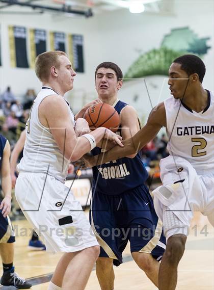 Thumbnail 2 in Franklin Regional vs. Gateway photogallery.