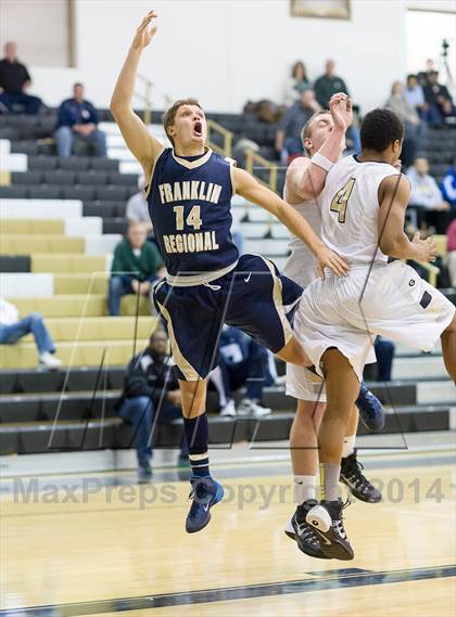Thumbnail 3 in Franklin Regional vs. Gateway photogallery.