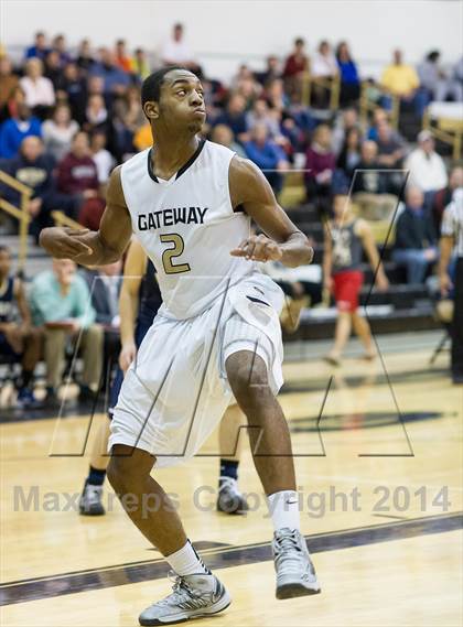 Thumbnail 3 in Franklin Regional vs. Gateway photogallery.