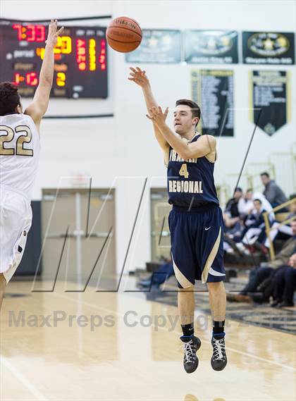 Thumbnail 1 in Franklin Regional vs. Gateway photogallery.