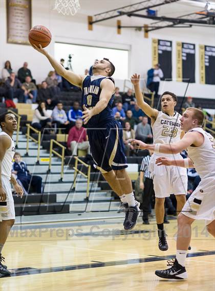 Thumbnail 3 in Franklin Regional vs. Gateway photogallery.