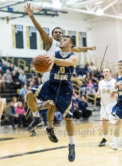 Thumbnail 2 in Franklin Regional vs. Gateway photogallery.