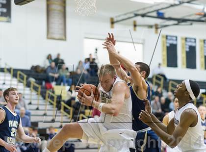 Thumbnail 2 in Franklin Regional vs. Gateway photogallery.