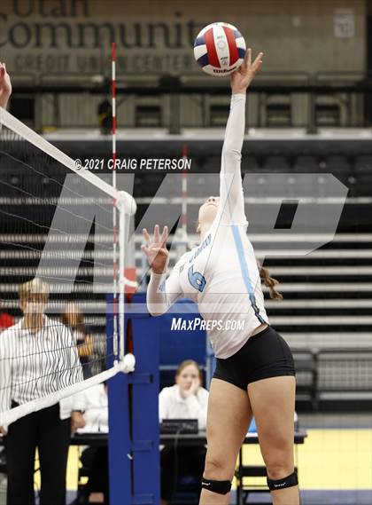 Thumbnail 1 in Sky View vs Cedar (UHSAA 4A Quarterfinal Playoff) photogallery.