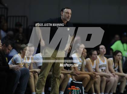 Thumbnail 2 in DeQueen vs. Pulaski Academy (AAA 4A State Final) photogallery.