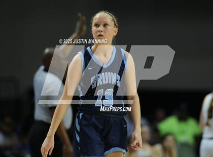 Thumbnail 2 in DeQueen vs. Pulaski Academy (AAA 4A State Final) photogallery.