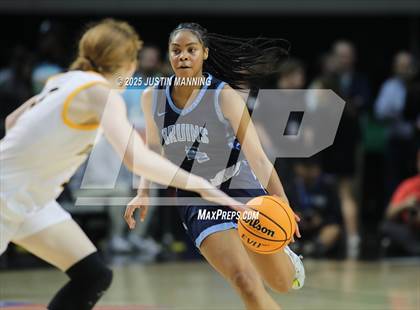 Thumbnail 1 in DeQueen vs. Pulaski Academy (AAA 4A State Final) photogallery.