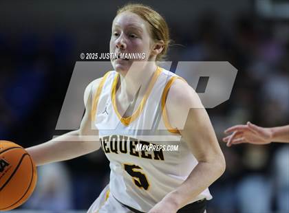 Thumbnail 3 in DeQueen vs. Pulaski Academy (AAA 4A State Final) photogallery.