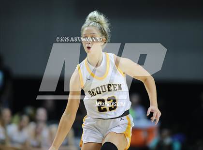 Thumbnail 3 in DeQueen vs. Pulaski Academy (AAA 4A State Final) photogallery.