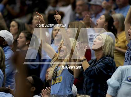 Thumbnail 3 in DeQueen vs. Pulaski Academy (AAA 4A State Final) photogallery.