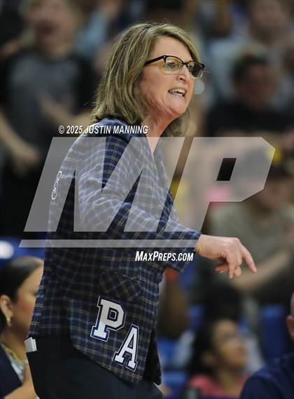 Thumbnail 1 in DeQueen vs. Pulaski Academy (AAA 4A State Final) photogallery.