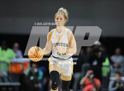 Thumbnail 2 in DeQueen vs. Pulaski Academy (AAA 4A State Final) photogallery.