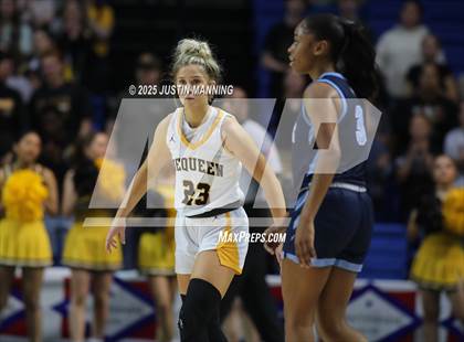 Thumbnail 1 in DeQueen vs. Pulaski Academy (AAA 4A State Final) photogallery.