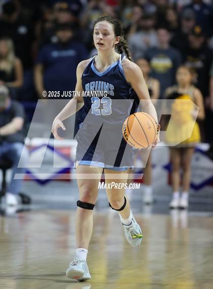 Thumbnail 1 in DeQueen vs. Pulaski Academy (AAA 4A State Final) photogallery.