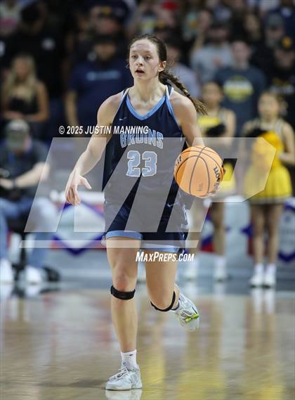Thumbnail 2 in DeQueen vs. Pulaski Academy (AAA 4A State Final) photogallery.