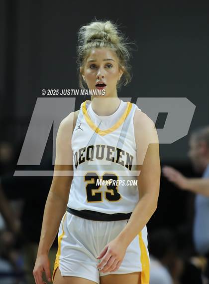 Thumbnail 3 in DeQueen vs. Pulaski Academy (AAA 4A State Final) photogallery.