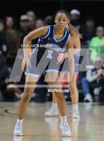 Thumbnail 1 in DeQueen vs. Pulaski Academy (AAA 4A State Final) photogallery.