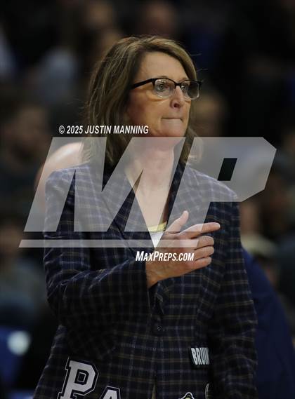 Thumbnail 1 in DeQueen vs. Pulaski Academy (AAA 4A State Final) photogallery.