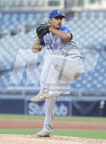 Thumbnail 2 in CIF San Diego Section All-Star Game photogallery.
