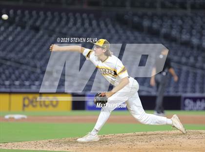 Thumbnail 3 in CIF San Diego Section All-Star Game photogallery.