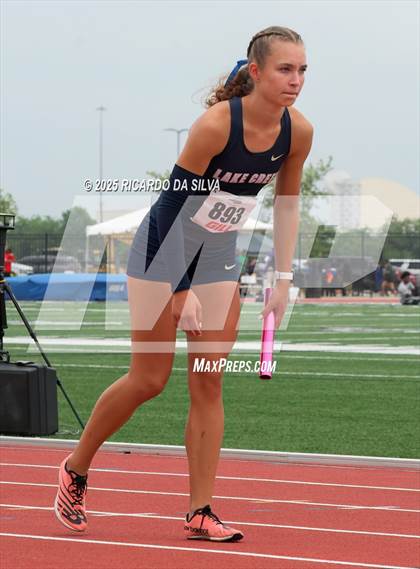 Thumbnail 2 in UIL 5A Track Region III Final photogallery.