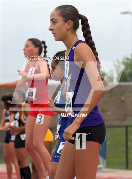 Thumbnail 3 in UIL 5A Track Region III Final photogallery.
