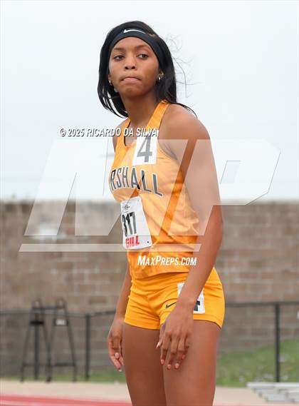 Thumbnail 1 in UIL 5A Track Region III Final photogallery.