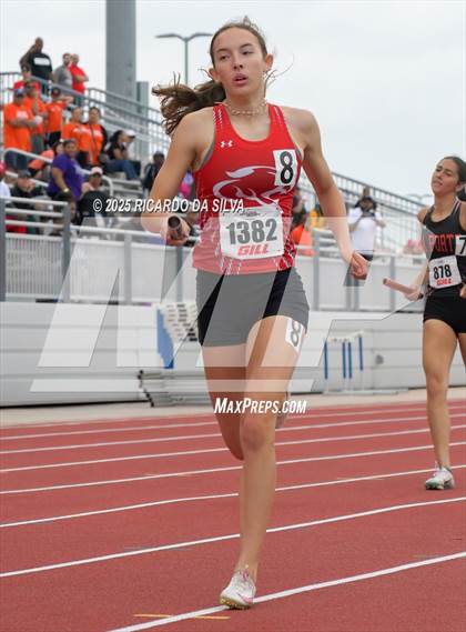 Thumbnail 2 in UIL 5A Track Region III Final photogallery.