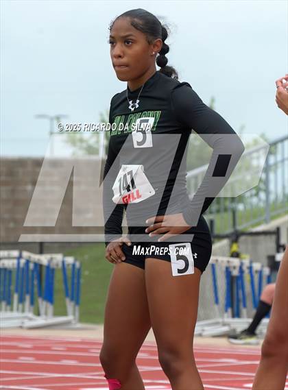 Thumbnail 2 in UIL 5A Track Region III Final photogallery.