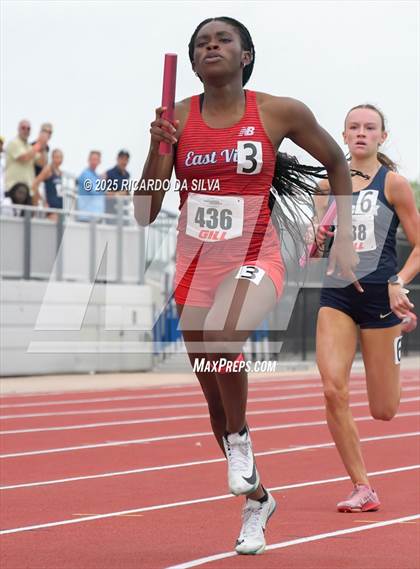 Thumbnail 3 in UIL 5A Track Region III Final photogallery.