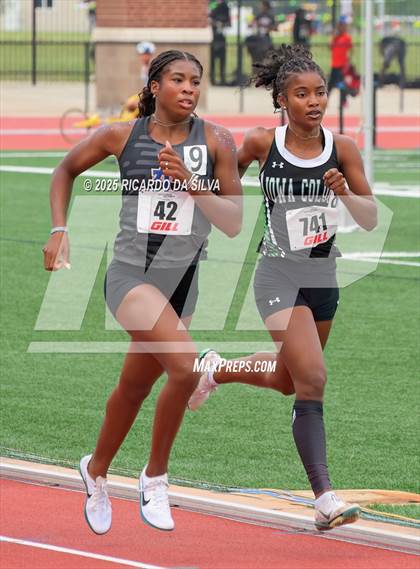 Thumbnail 2 in UIL 5A Track Region III Final photogallery.