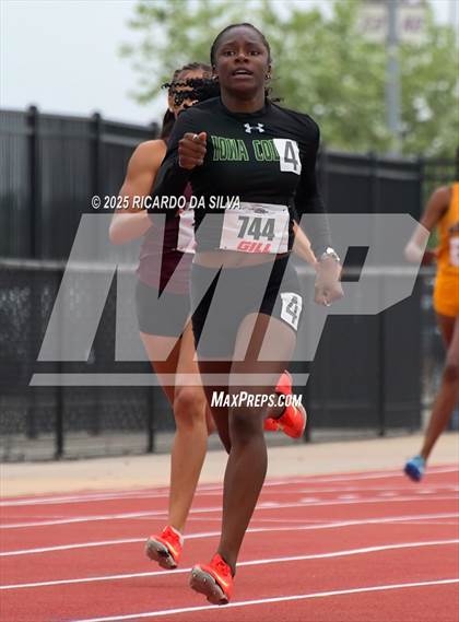 Thumbnail 2 in UIL 5A Track Region III Final photogallery.