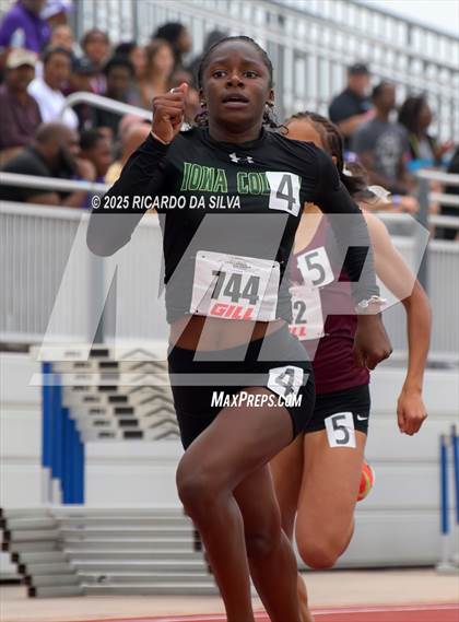 Thumbnail 3 in UIL 5A Track Region III Final photogallery.