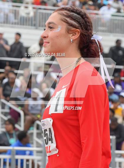 Thumbnail 2 in UIL 5A Track Region III Final photogallery.