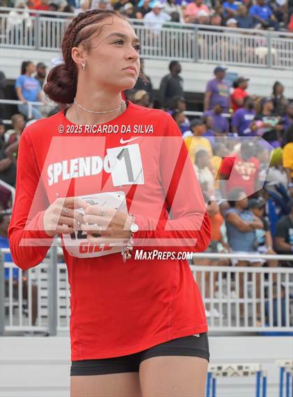 Thumbnail 3 in UIL 5A Track Region III Final photogallery.