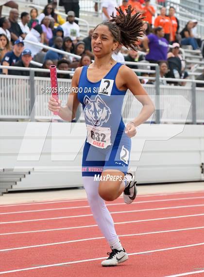 Thumbnail 2 in UIL 5A Track Region III Final photogallery.