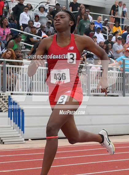 Thumbnail 3 in UIL 5A Track Region III Final photogallery.