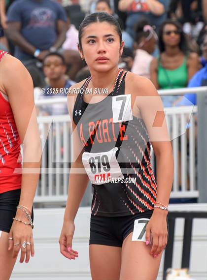 Thumbnail 3 in UIL 5A Track Region III Final photogallery.
