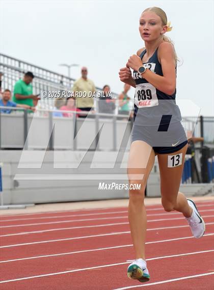 Thumbnail 2 in UIL 5A Track Region III Final photogallery.