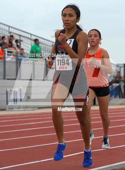 Thumbnail 2 in UIL 5A Track Region III Final photogallery.