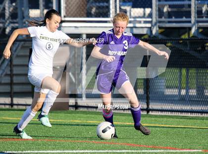 Thumbnail 2 in Royalton-Hartland @ Sweet Home photogallery.