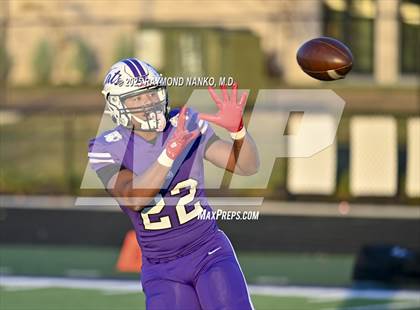 Thumbnail 2 in Logansport @ Muncie Central (IHSAA 4A Section 20 Semifinal) photogallery.