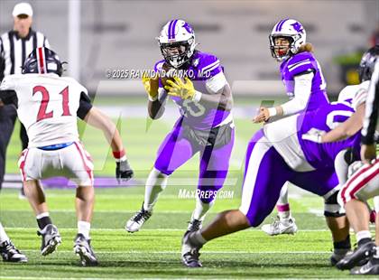 Thumbnail 1 in Logansport @ Muncie Central (IHSAA 4A Section 20 Semifinal) photogallery.