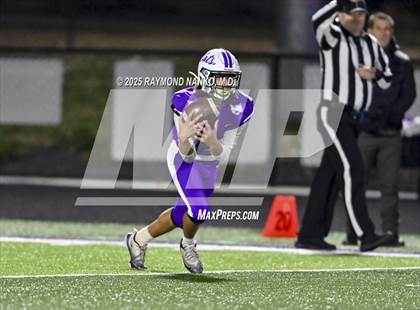 Thumbnail 3 in Logansport @ Muncie Central (IHSAA 4A Section 20 Semifinal) photogallery.