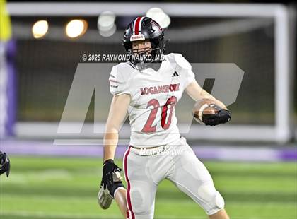 Thumbnail 3 in Logansport @ Muncie Central (IHSAA 4A Section 20 Semifinal) photogallery.