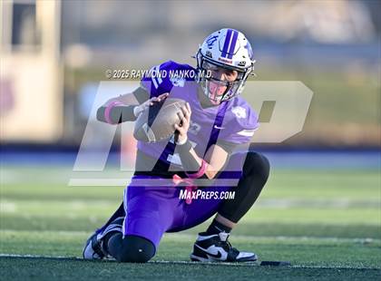 Thumbnail 2 in Logansport @ Muncie Central (IHSAA 4A Section 20 Semifinal) photogallery.