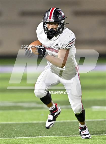 Thumbnail 1 in Logansport @ Muncie Central (IHSAA 4A Section 20 Semifinal) photogallery.