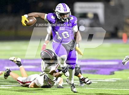 Thumbnail 3 in Logansport @ Muncie Central (IHSAA 4A Section 20 Semifinal) photogallery.