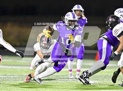 Thumbnail 2 in Logansport @ Muncie Central (IHSAA 4A Section 20 Semifinal) photogallery.